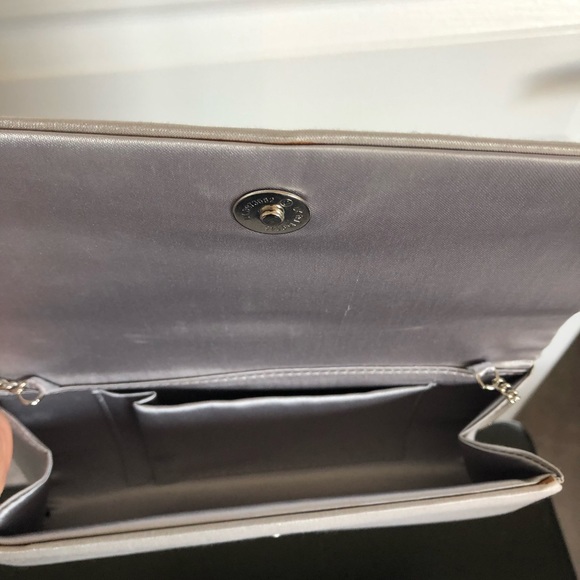 Women’s Clutch - Picture 3 of 3